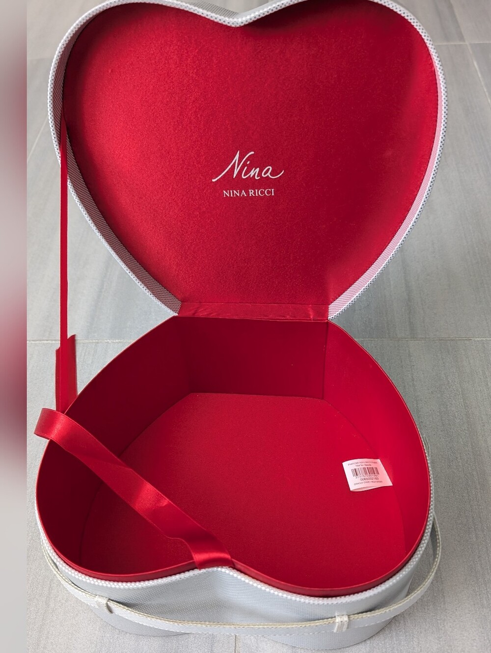 Nina Ricci Red Heart Jewelry Box Case